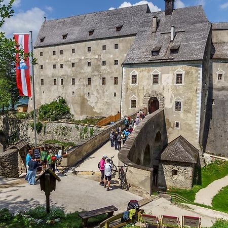 Hotel Burg Altpernstein Micheldorf in Oberösterreich Esterno foto